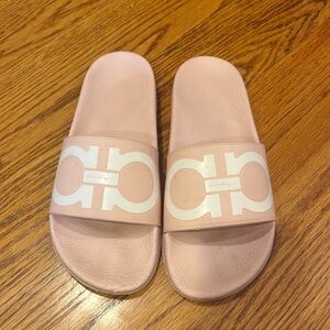 Salvatore Ferragamo Woman’s Pink Slip Ons Size 7